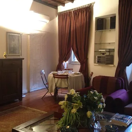 Pantheon Luxury Lejlighed *