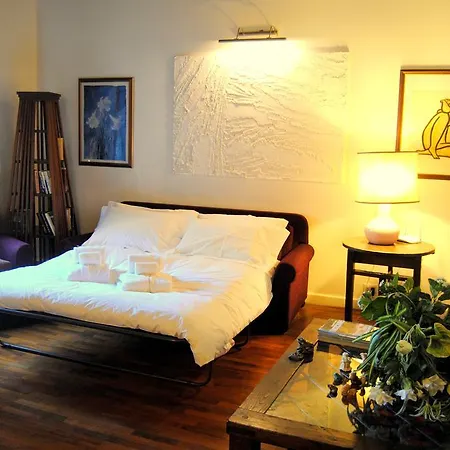 Pantheon Luxury Rom